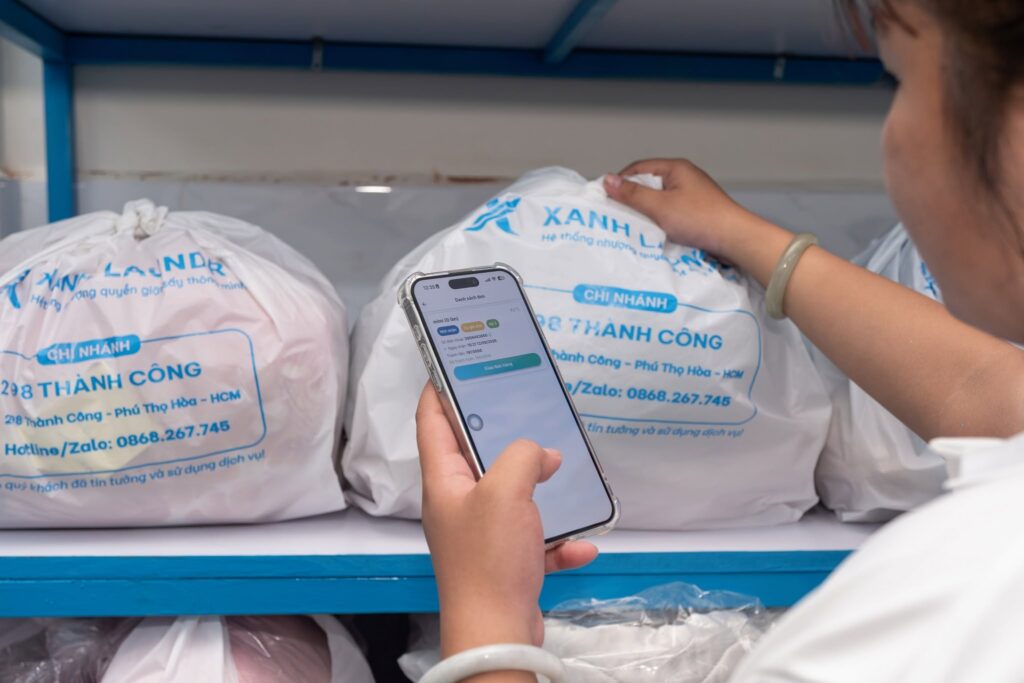 Màn hình phần mềm TinyClean quản lý đơn tiệm giặt sấy